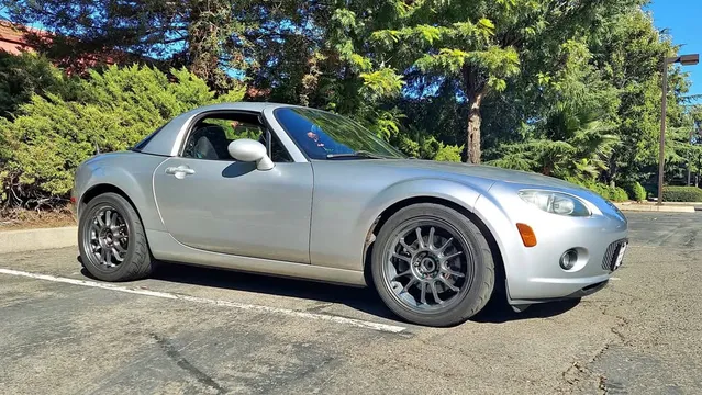 2006 Mazda MX-5 Miata Touring