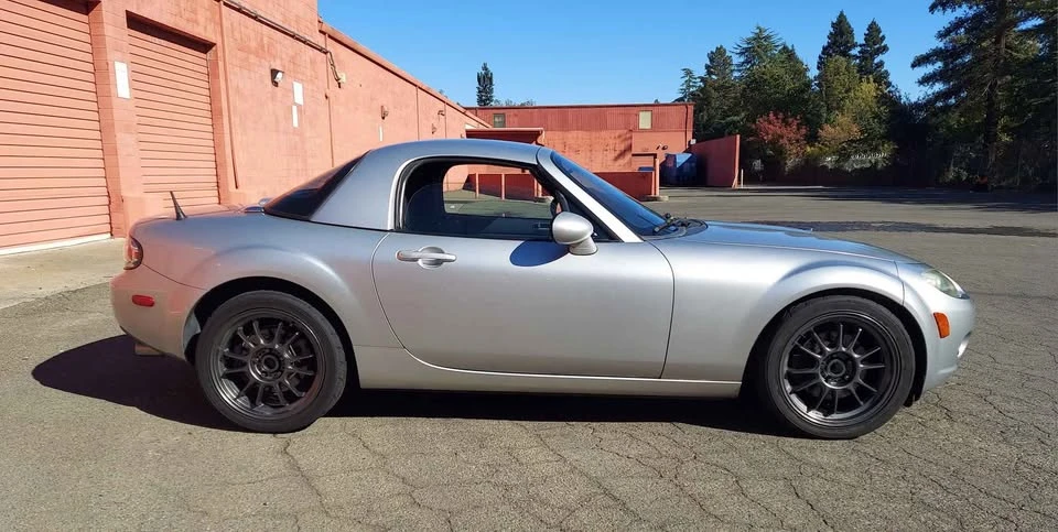 2006 Mazda NC MX-5 Miata - Image 3 of 6