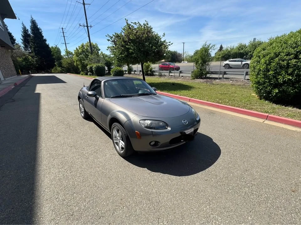 2006 Mazda NC MX-5 Miata - Image 6 of 12