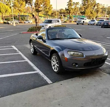2006 Mazda MX-5 Miata Touring Convertible