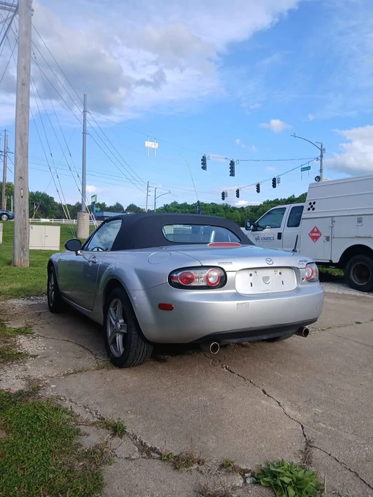 2006 Mazda NC MX-5 Miata - Image 5 of 8