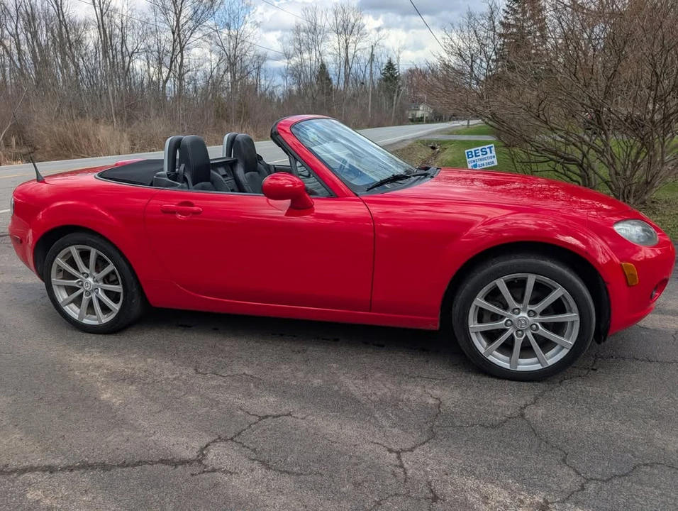 2006 Mazda NC MX-5 Miata - Image 2 of 10