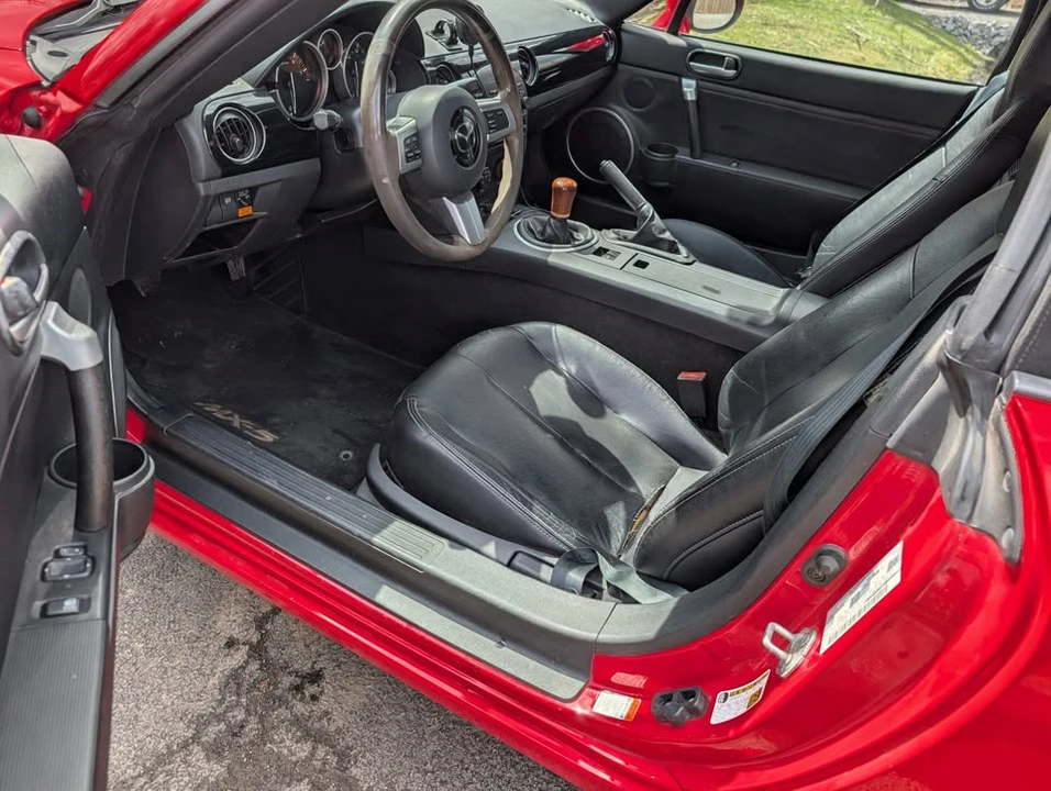 2006 Mazda NC MX-5 Miata - Image 10 of 10