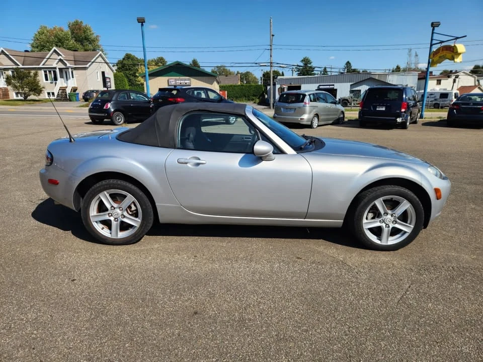 2006 Mazda NC MX-5 Miata - Image 2 of 8