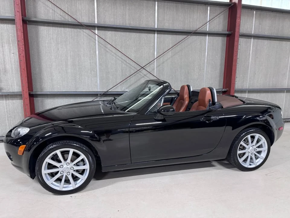 2006 Mazda NC MX-5 Miata - Image 4 of 20