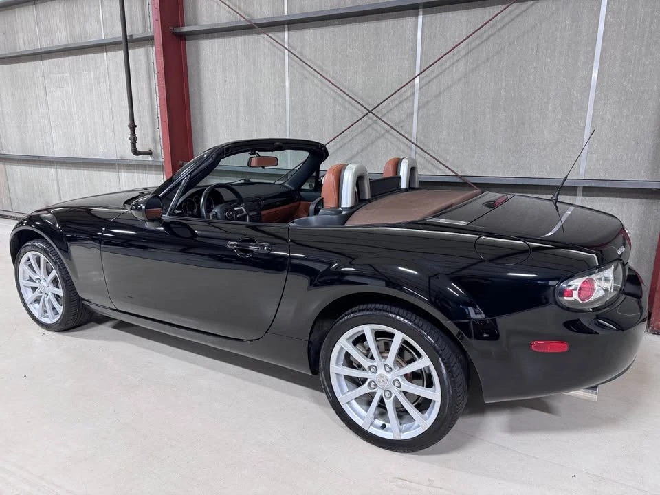 2006 Mazda NC MX-5 Miata - Image 5 of 20