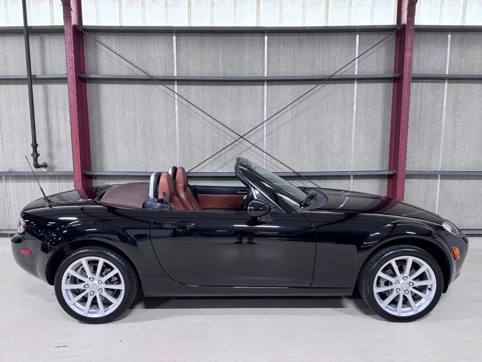 2006 Mazda NC MX-5 Miata - Image 10 of 20