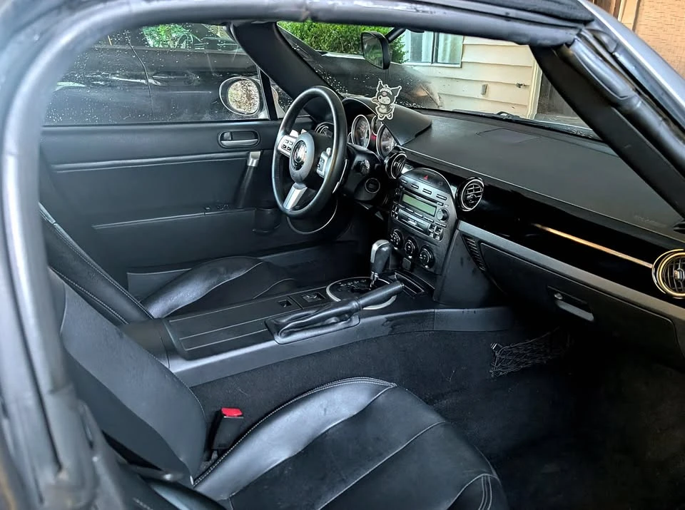 2006 Mazda NC MX-5 Miata - Image 8 of 13