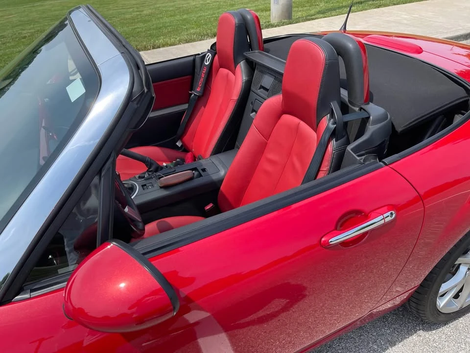 2006 Mazda NC MX-5 Miata - Image 8 of 12