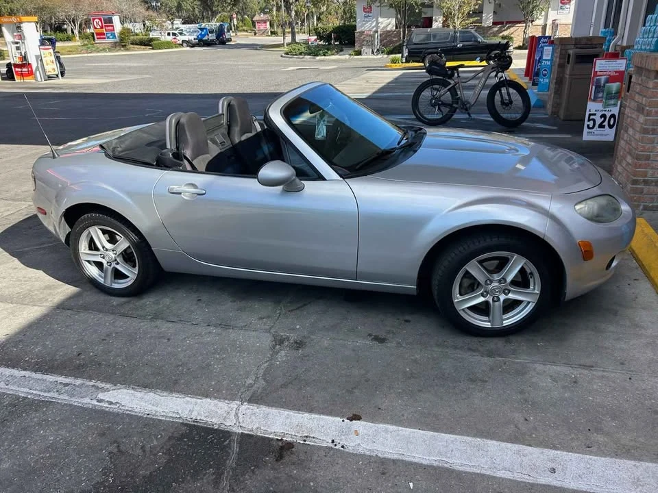 2006 Mazda NC MX-5 Miata - Image 6 of 9