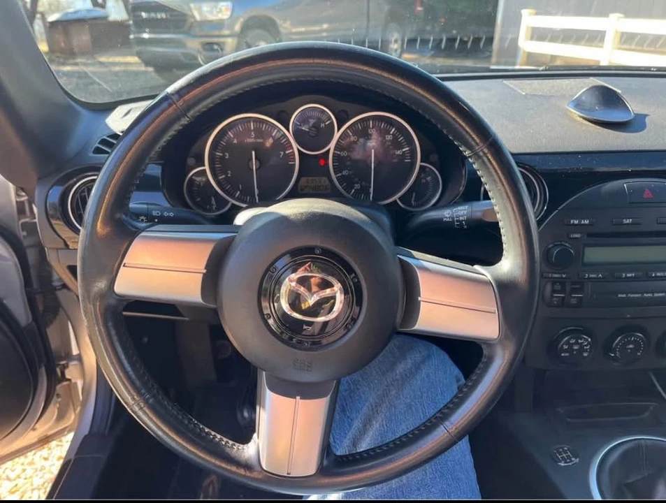 2006 Mazda NC MX-5 Miata - Image 7 of 10