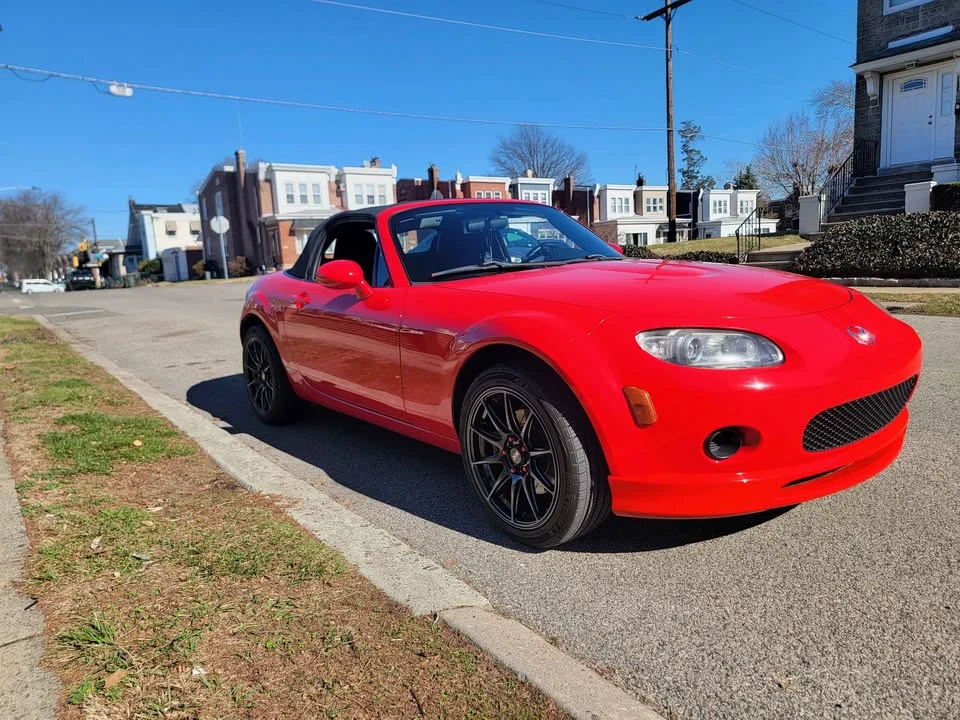 2006 Mazda NC MX-5 Miata - Image 2 of 20