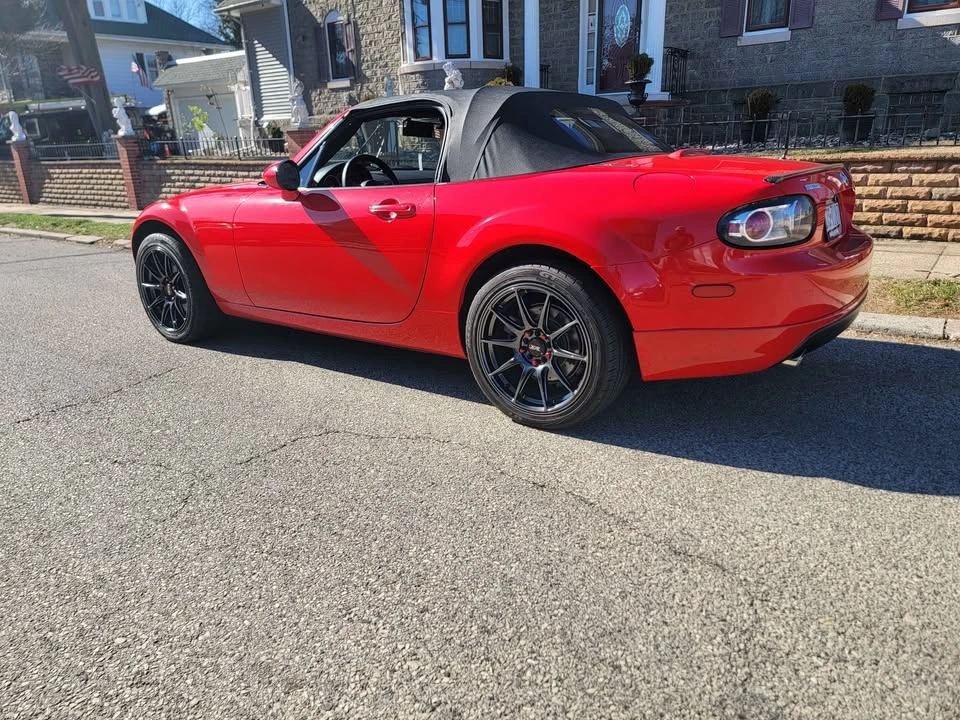 2006 Mazda NC MX-5 Miata - Image 5 of 20