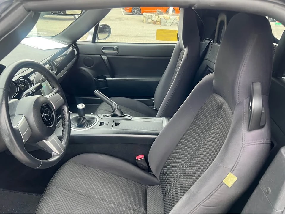 2006 Mazda NC MX-5 Miata - Image 8 of 13