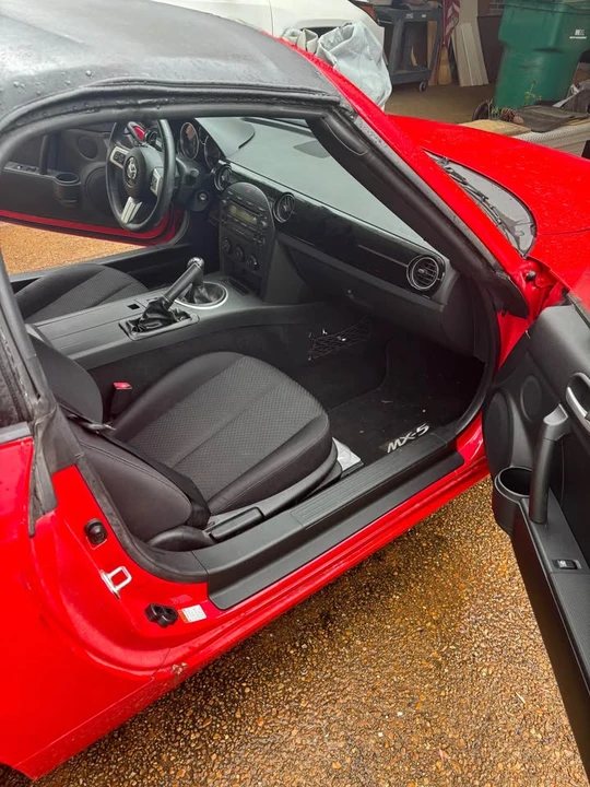 2006 Mazda NC MX-5 Miata - Image 9 of 9