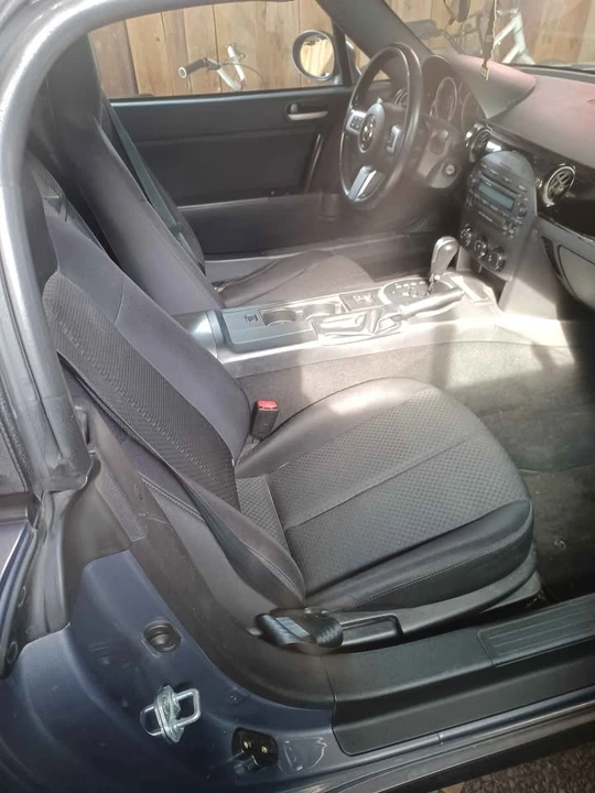 2006 Mazda NC MX-5 Miata - Image 3 of 4