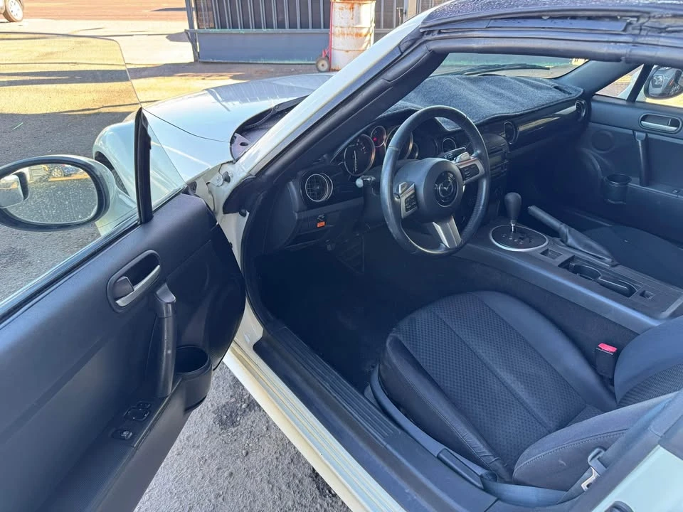 2006 Mazda NC MX-5 Miata - Image 5 of 7