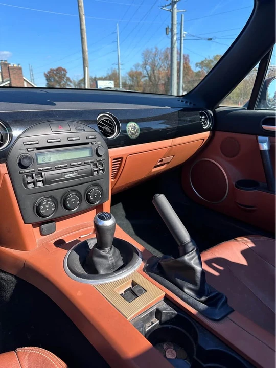 2006 Mazda NC MX-5 Miata - Image 10 of 11