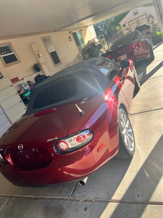 2006 Mazda NC MX-5 Miata - Image 5 of 13
