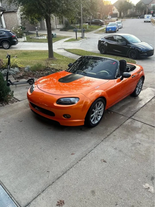 2006 Mazda NC MX-5 Miata - Image 2 of 6