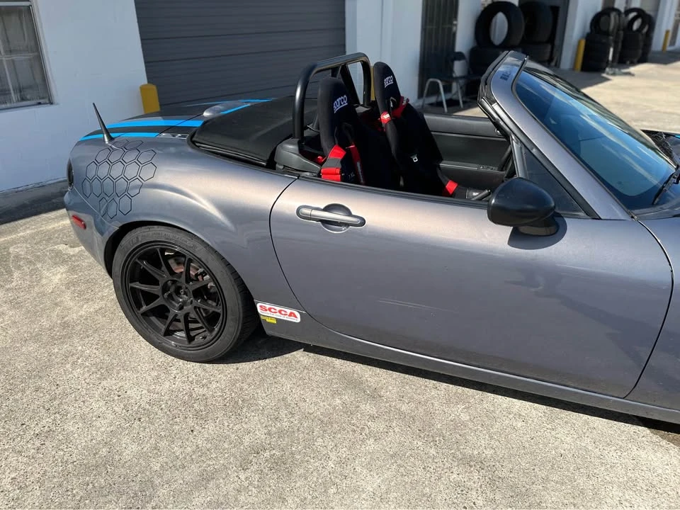 2006 Mazda NC MX-5 Miata - Image 15 of 16
