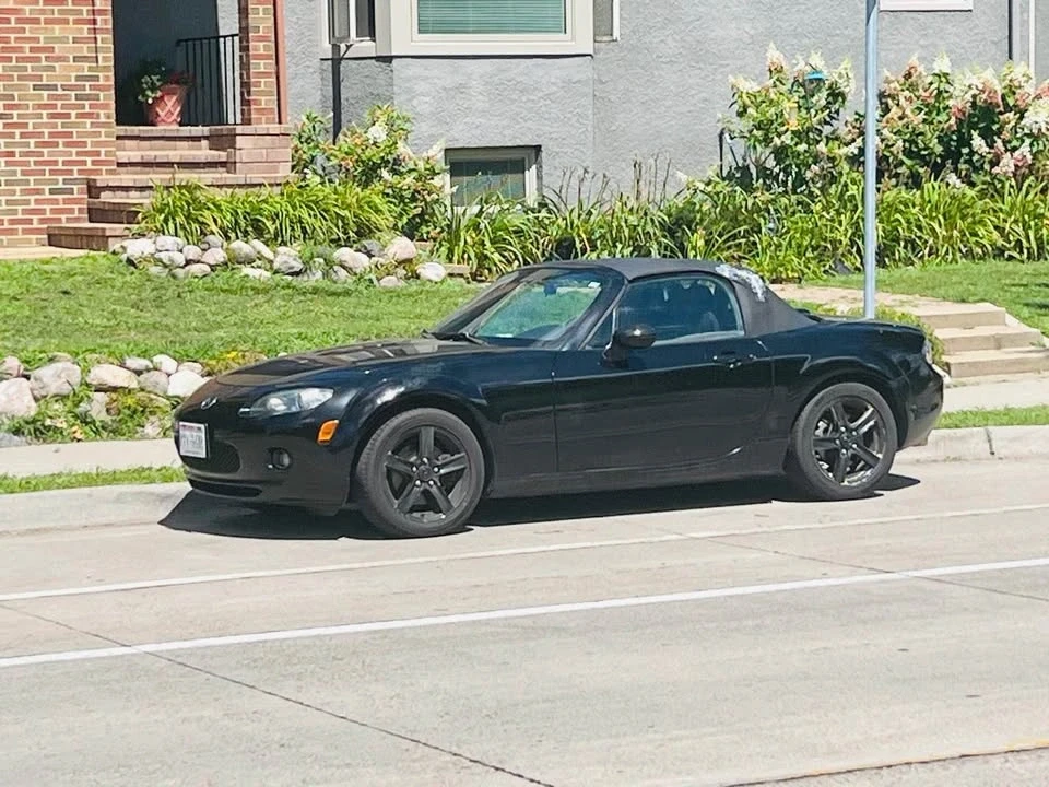 2006 Mazda NC MX-5 Miata - Image 2 of 4