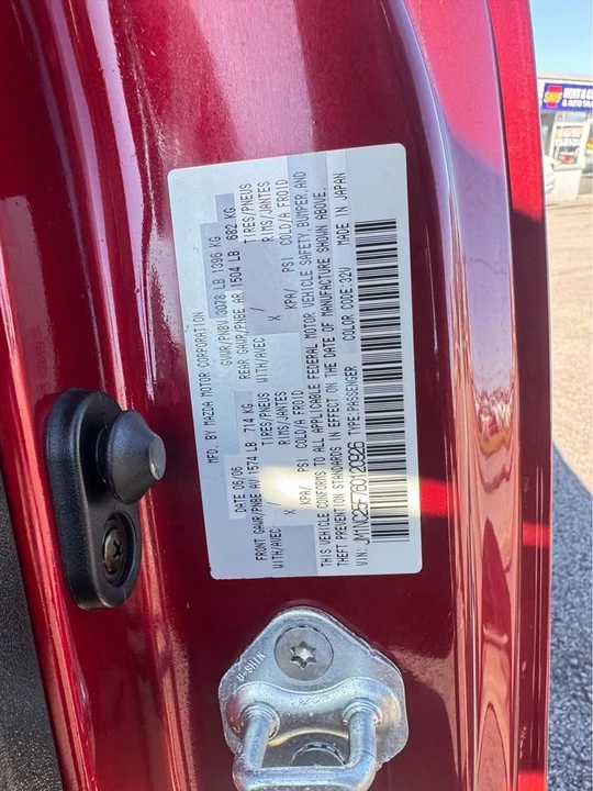 2006 Mazda NC MX-5 Miata - Image 3 of 6