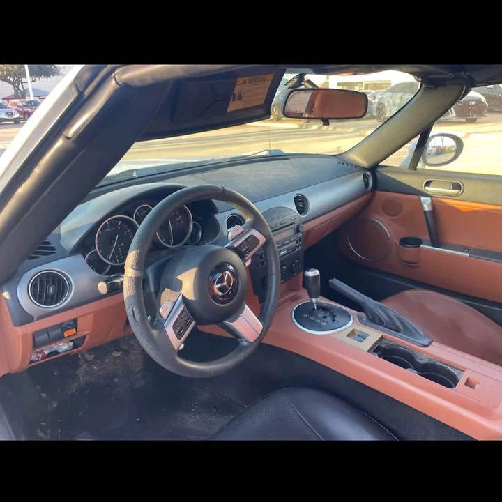 2006 Mazda NC MX-5 Miata - Image 5 of 7
