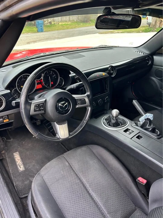 2006 Mazda NC MX-5 Miata - Image 7 of 8