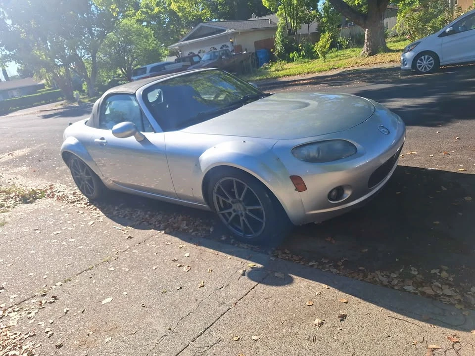 2006 Mazda NC MX-5 Miata - Image 3 of 8