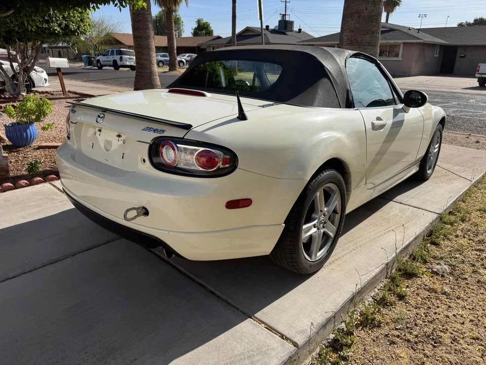 2006 Mazda NC MX-5 Miata - Image 4 of 6