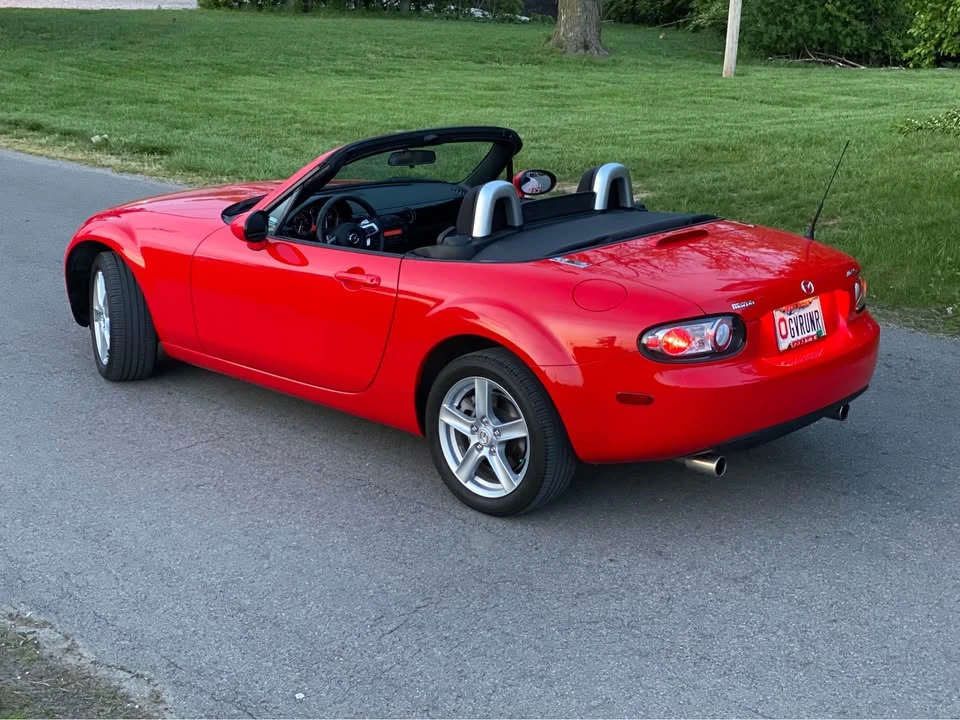 2006 Mazda NC MX-5 Miata - Image 5 of 13