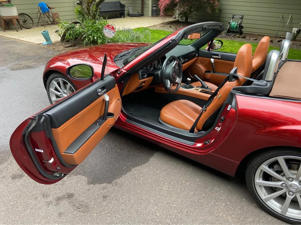 2006 Mazda NC MX-5 Miata - Image 5 of 11