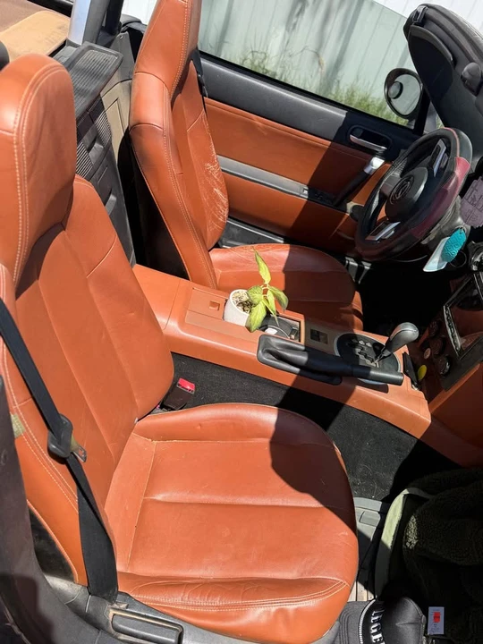2006 Mazda NC MX-5 Miata - Image 16 of 16