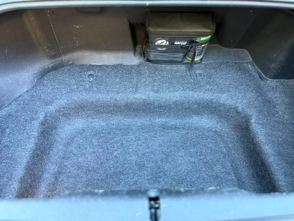 2006 Mazda NC MX-5 Miata - Image 16 of 20