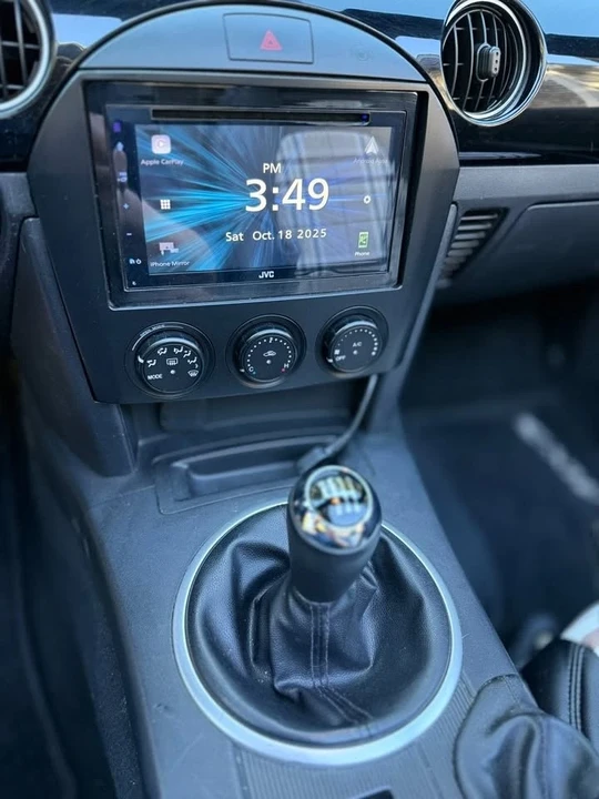 2006 Mazda NC MX-5 Miata - Image 15 of 20