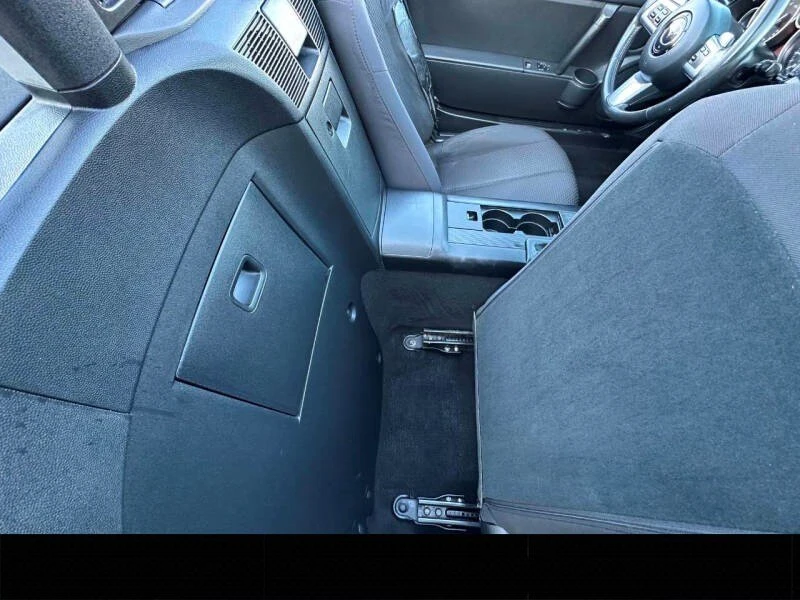 2006 Mazda NC MX-5 Miata - Image 17 of 20