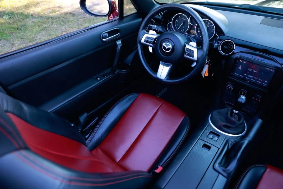 2006 Mazda NC MX-5 Miata - Image 14 of 19