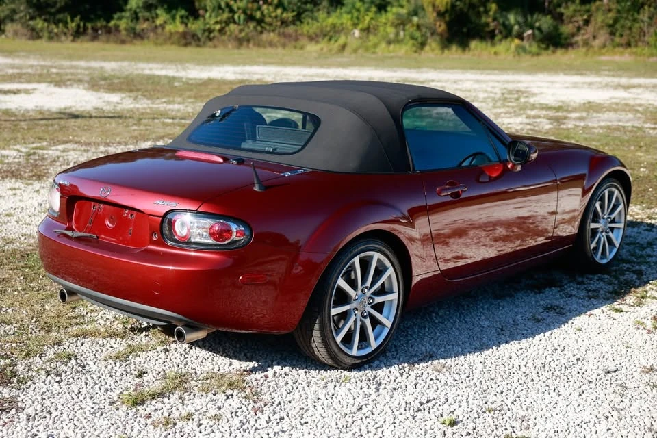 2006 Mazda NC MX-5 Miata - Image 11 of 19