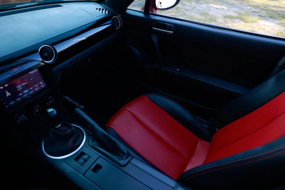 2006 Mazda NC MX-5 Miata - Image 17 of 19