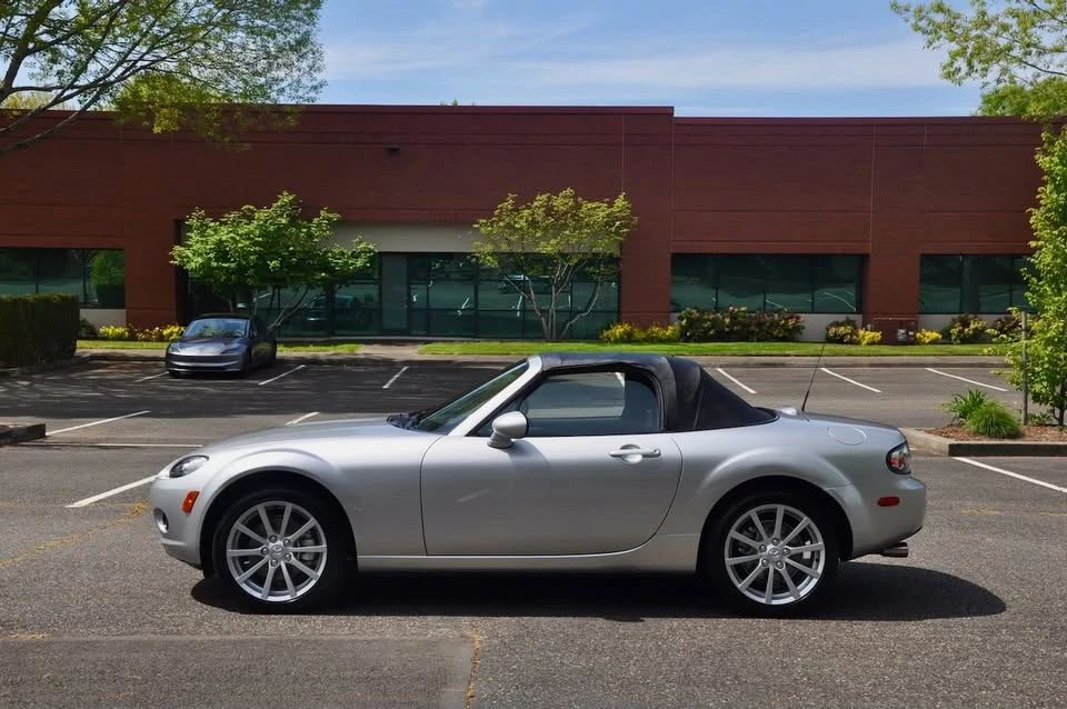 2006 Mazda NC MX-5 Miata - Image 6 of 20