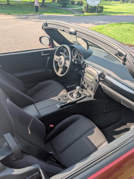 2006 Mazda NC MX-5 Miata - Image 6 of 8