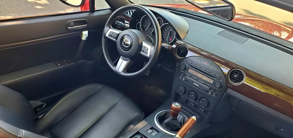 2006 Mazda NC MX-5 Miata - Image 6 of 12