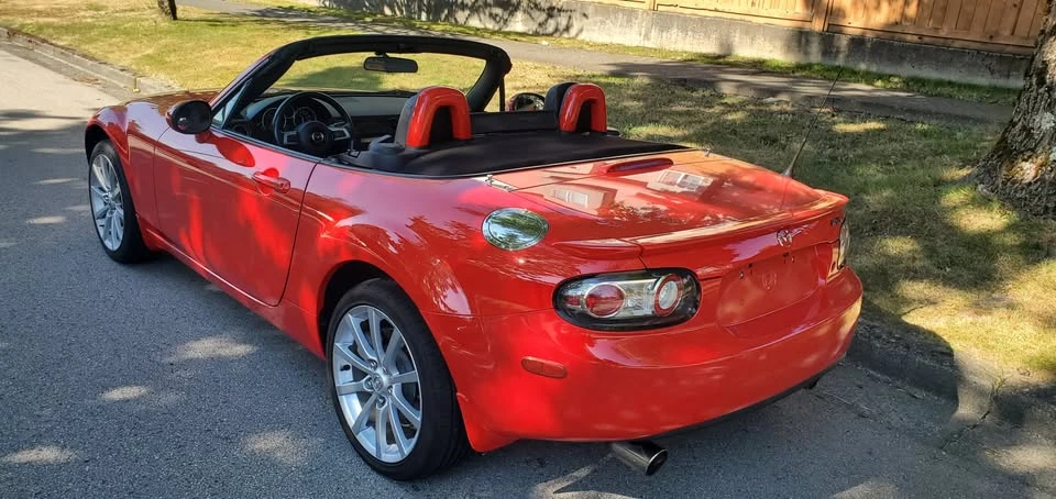 2006 Mazda NC MX-5 Miata - Image 2 of 12