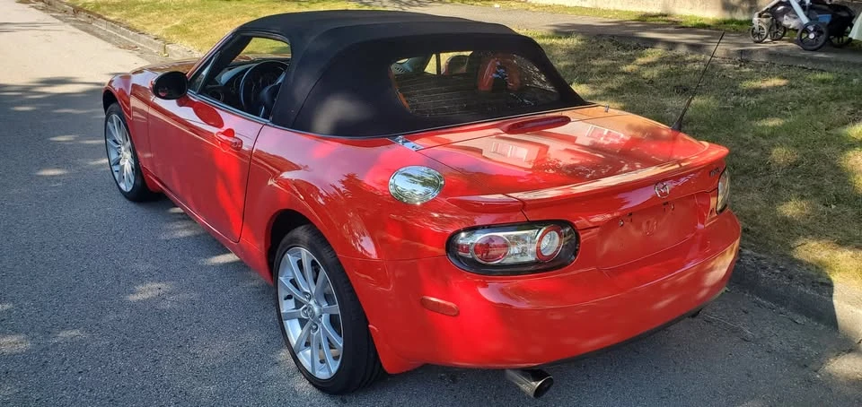 2006 Mazda NC MX-5 Miata - Image 10 of 11