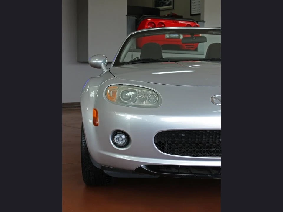 2006 Mazda NC MX-5 Miata - Image 5 of 12