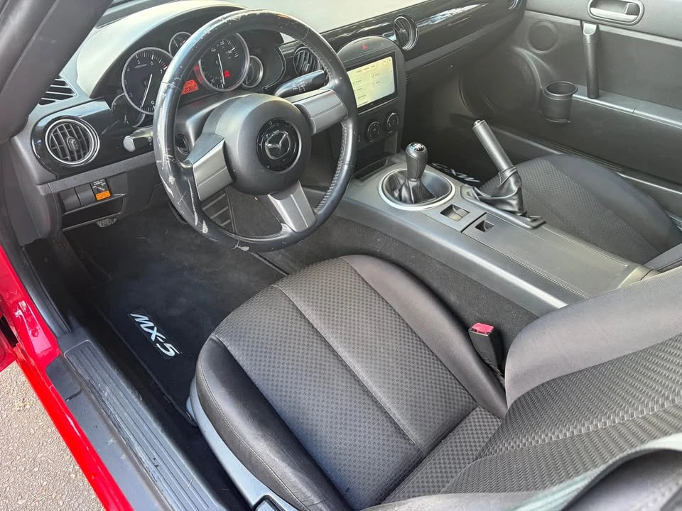 2006 Mazda NC MX-5 Miata - Image 5 of 8