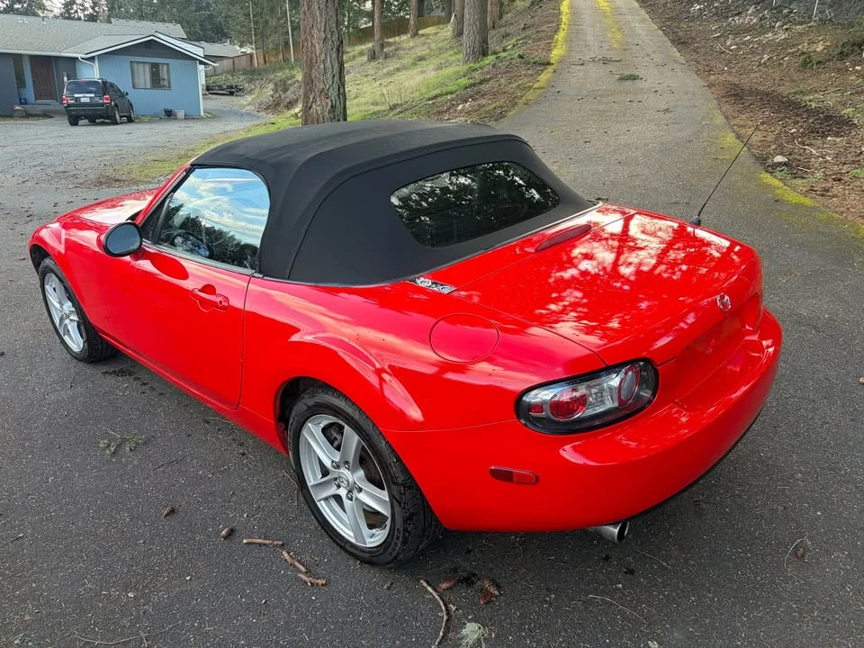 2006 Mazda NC MX-5 Miata - Image 4 of 8
