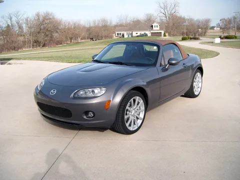 2006 Mazda MX-5 Miata Grand Touring