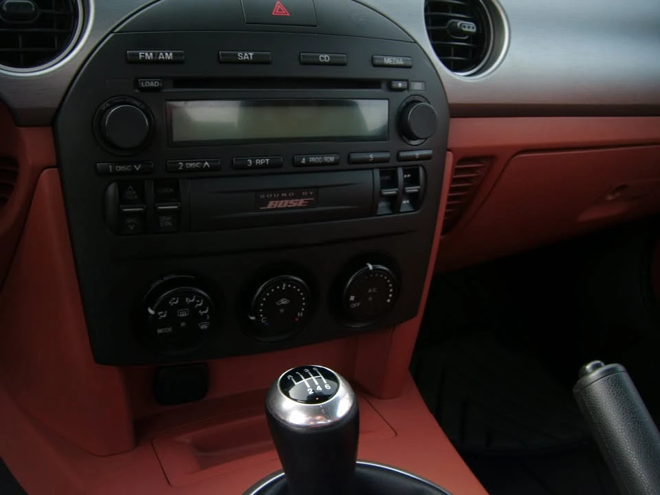 2006 Mazda NC MX-5 Miata - Image 6 of 15